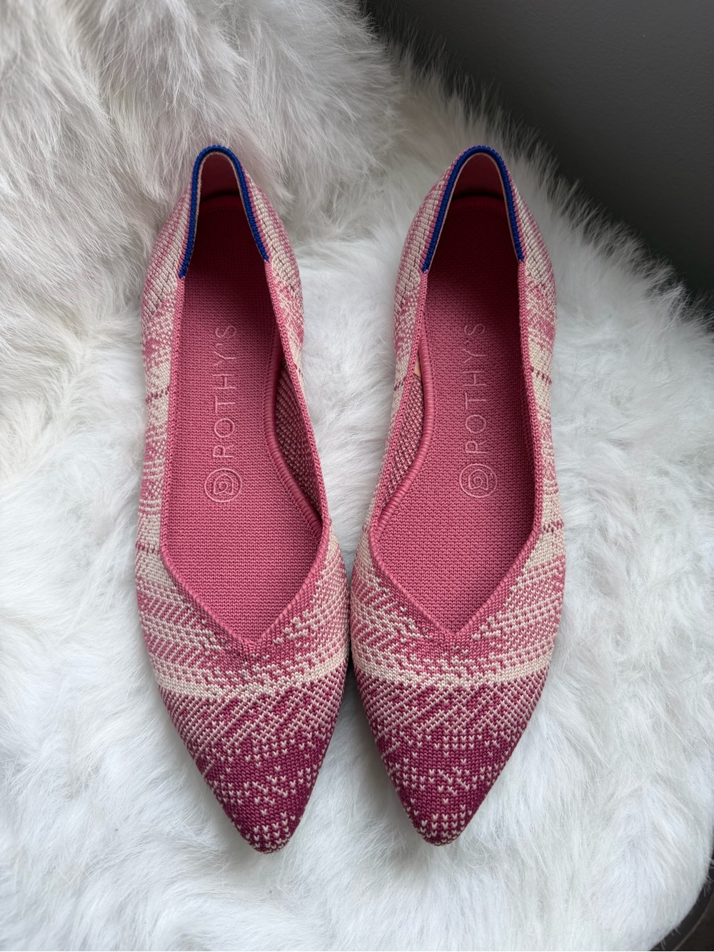 Rothys Pink Knit Pointed-Toe Flats size 7.5